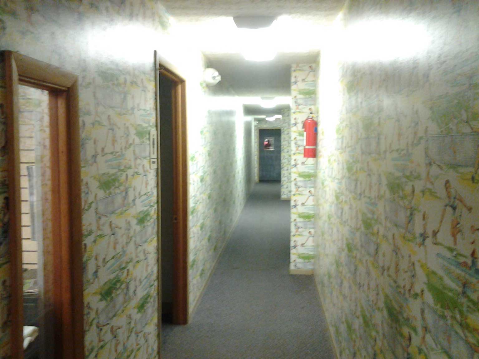 rec-center-wallpaper-wall-before